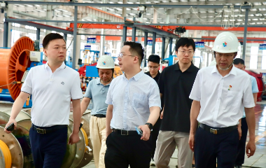 國(guó)家開發(fā)銀行四川分行領(lǐng)導(dǎo)一行來(lái)訪遠(yuǎn)東電纜（宜賓）調(diào)研